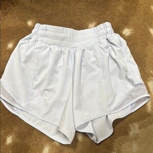 Lavender lululemon hotty hot shorts 4 inch!!!